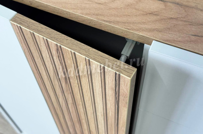 Шкаф двухдверный Доминика со стеклом (Кашемир/Дуб крафт золотой)